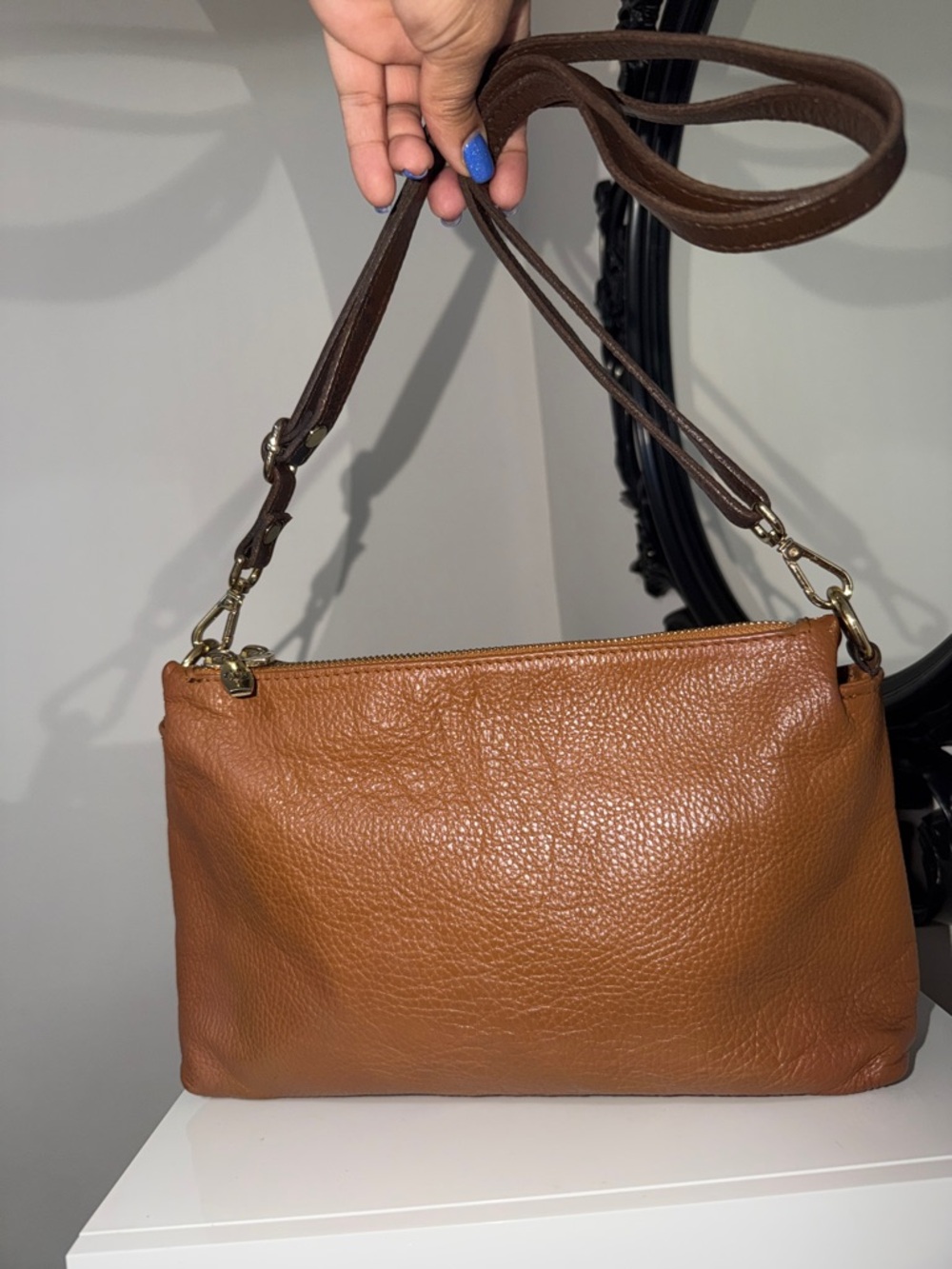 Valentina FINAL SALE ππΌππΌππΌππΌClassic Pebbled Leather Crossbody in tan leather ππ - Picture 2 of 13